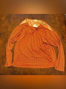MICHAEL Michael Kors Orange Chain-Print Long-Sleeve Top with Gold Chain Detail